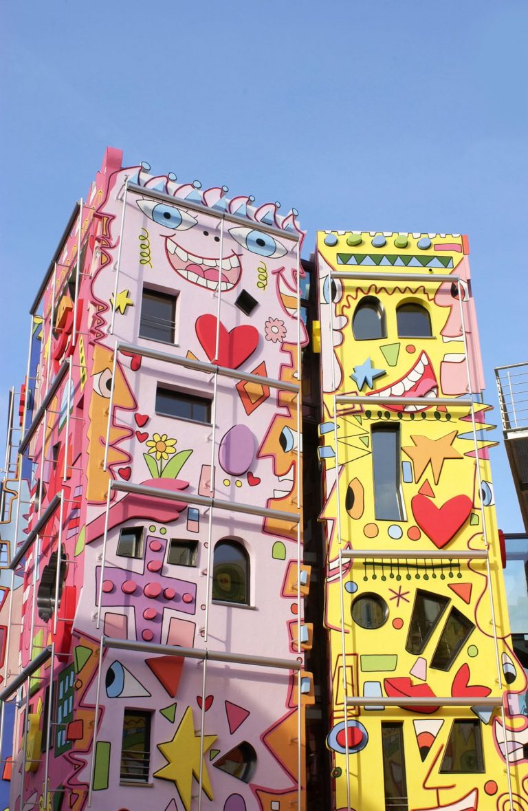 Happy Rizzi House